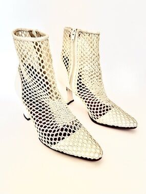Casadei White Leather Open-Weave Pointed Italian Ankle Boots Luxury Designer 7